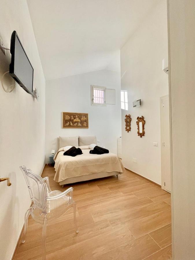 Home Viale Trento 16 Кальярі Екстер'єр фото